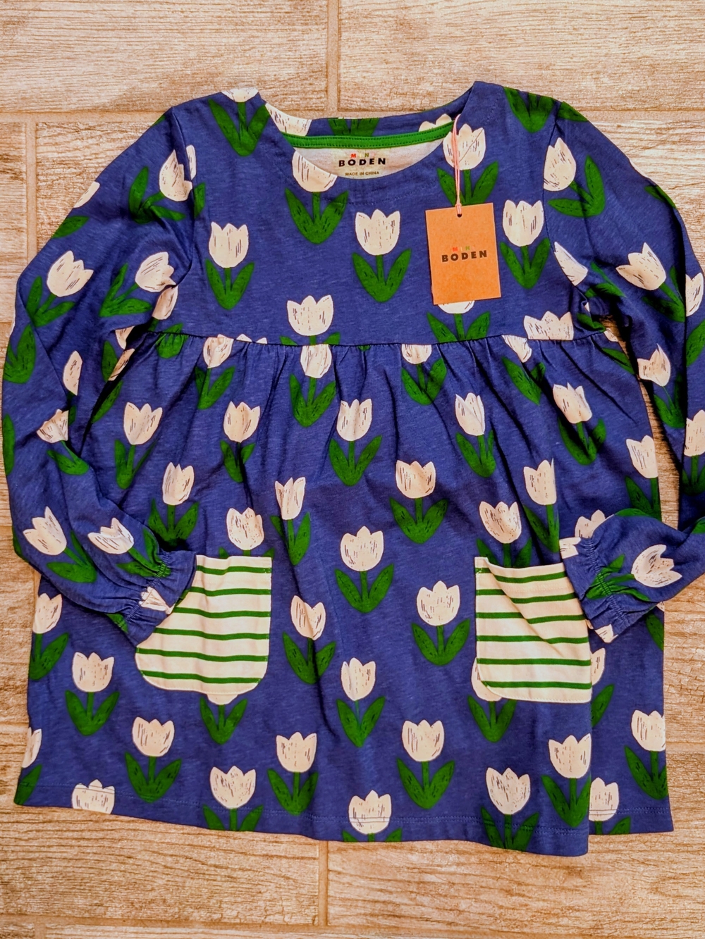Mini Boden NWT 7-8 Navy and White Tulip 🌷 Tunic